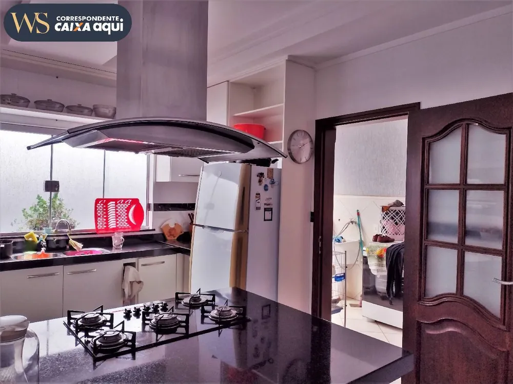Casa, 3 quartos, 340 m² - Foto 13