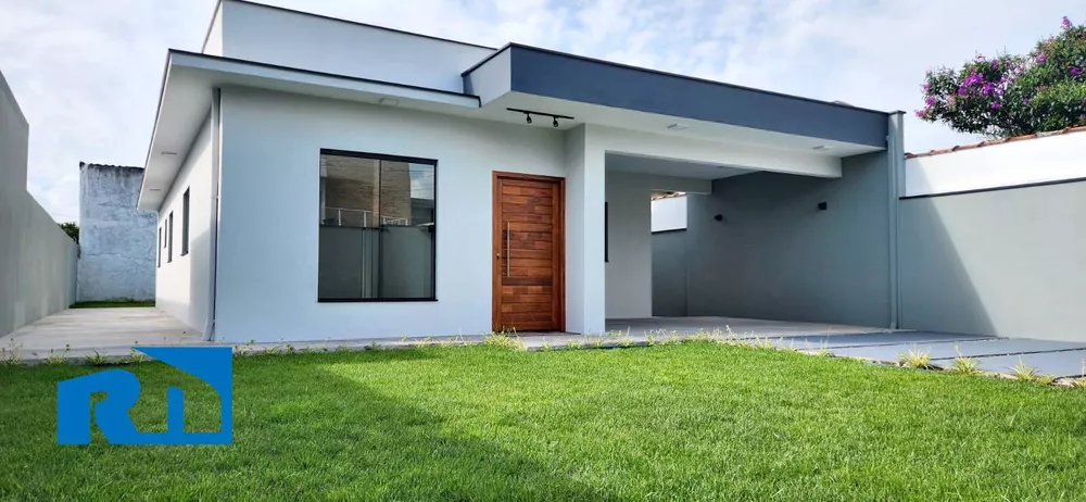 Casa à venda com 3 quartos, 140m² - Foto 1