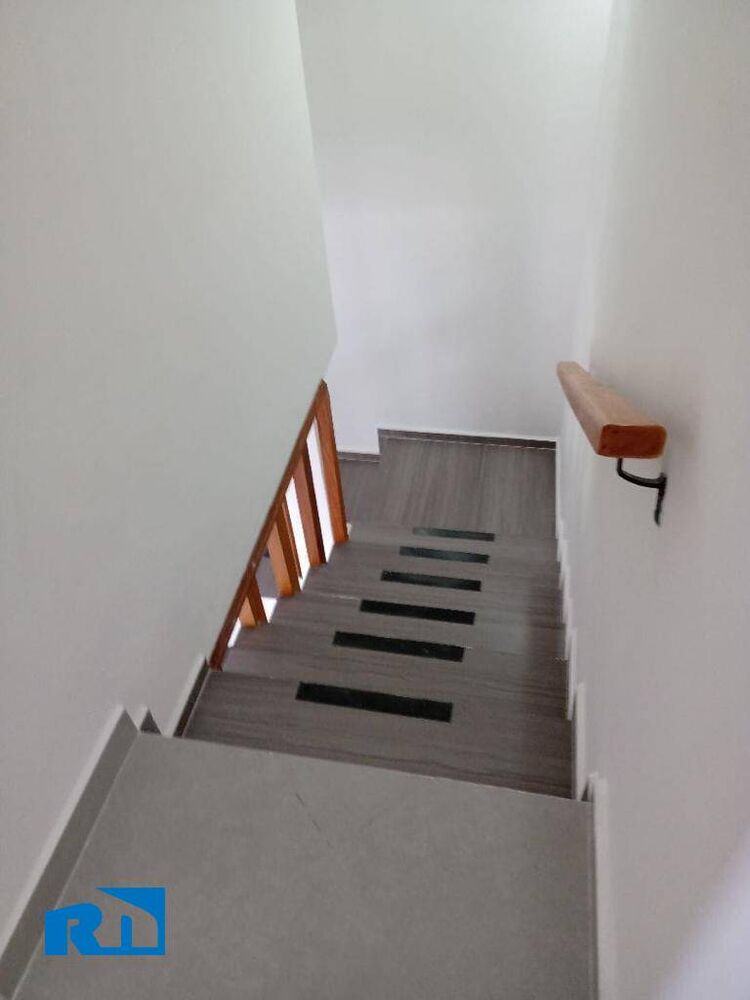 Casa à venda com 3 quartos, 144m² - Foto 4