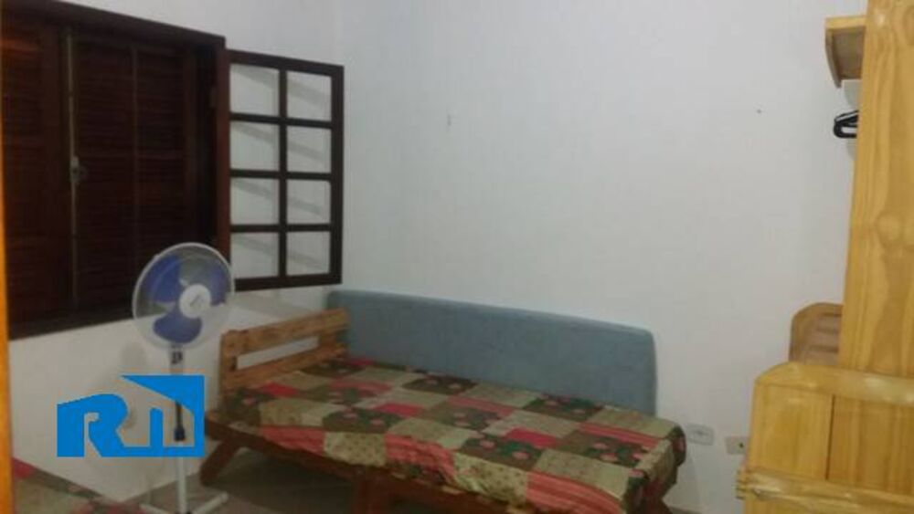 Casa à venda com 3 quartos, 410m² - Foto 2