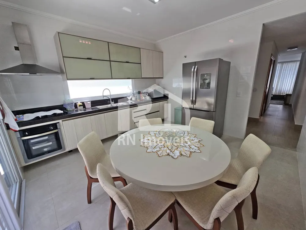 Casa, 4 quartos, 194 m² - Foto 4
