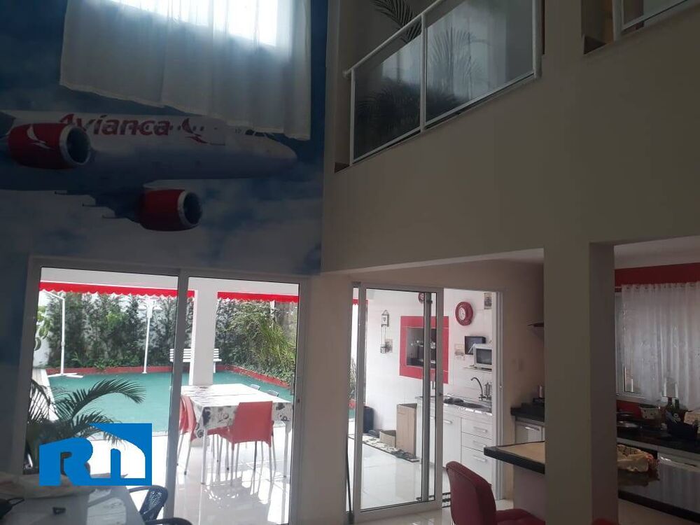Casa, 3 quartos, 208 m² - Foto 2