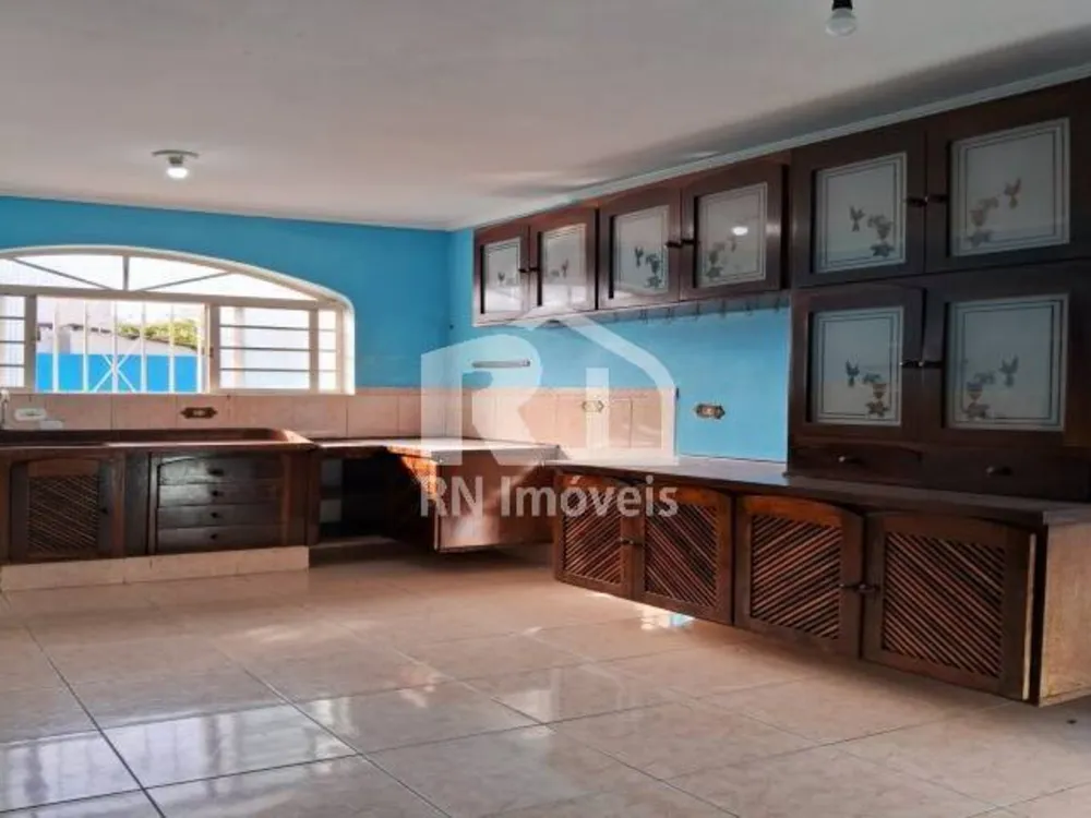Casa, 3 quartos, 243 m² - Foto 5