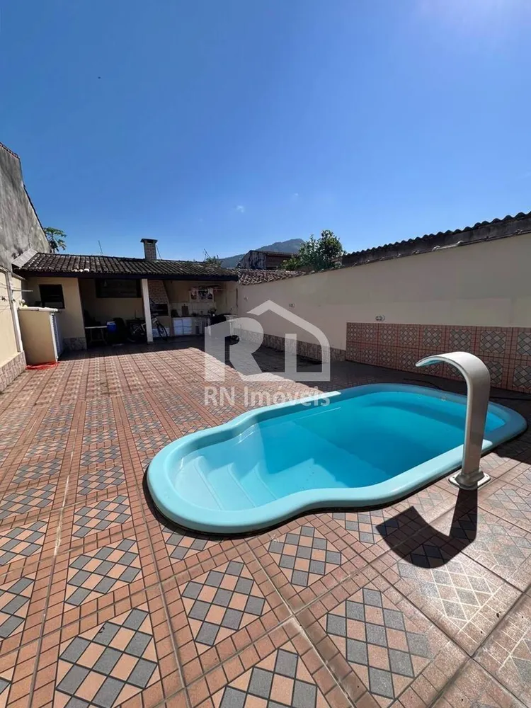 Casa, 2 quartos, 245 m² - Foto 10