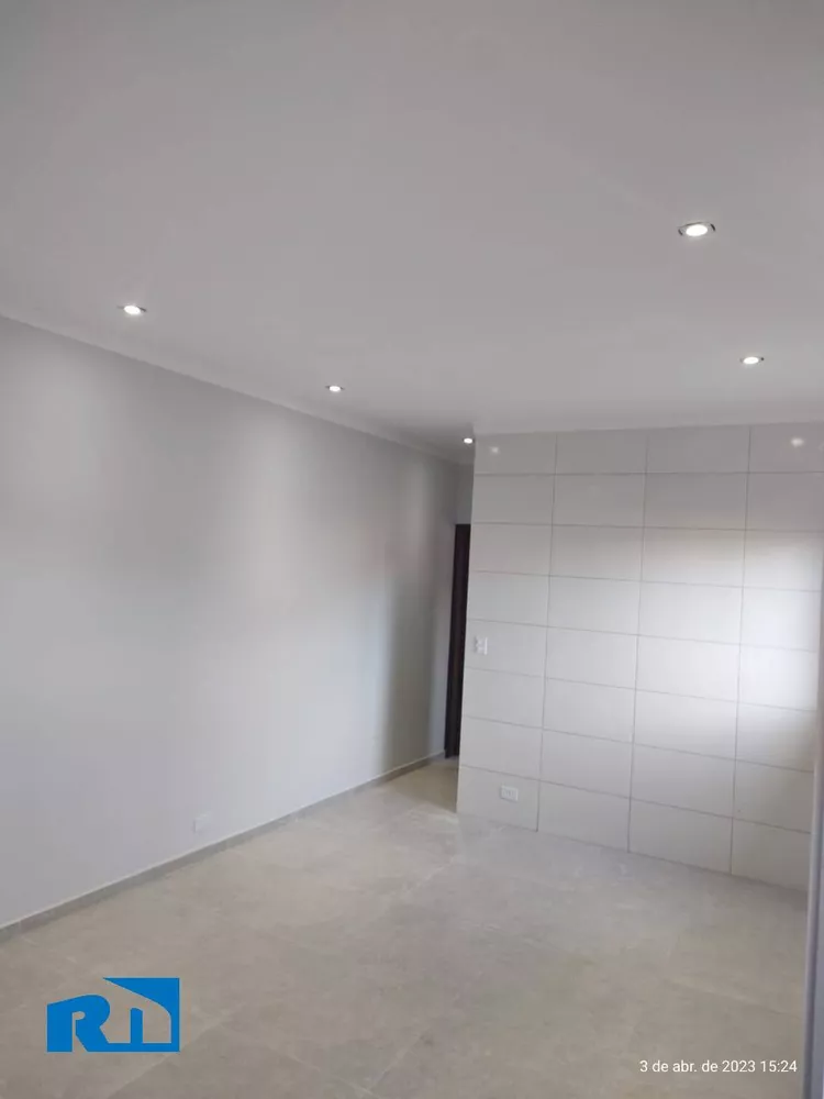 Casa à venda com 2 quartos, 58m² - Foto 2