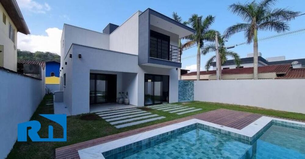 Casa, 4 quartos, 229 m² - Foto 1