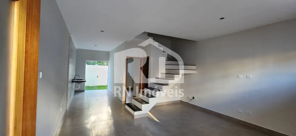 Casa, 3 quartos, 191 m² - Foto 2