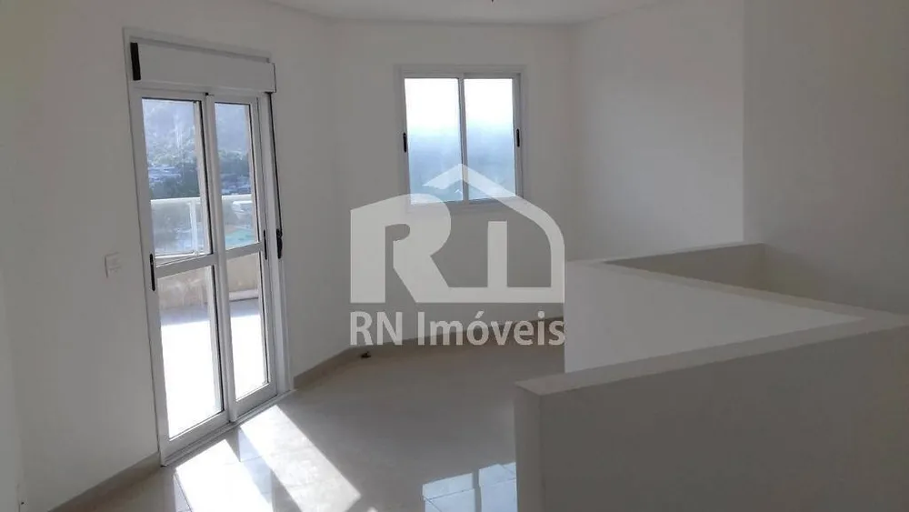 Apartamento, 3 quartos, 210 m² - Foto 2