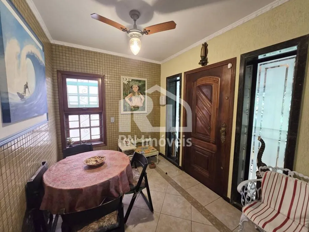 Casa, 3 quartos, 179 m² - Foto 1