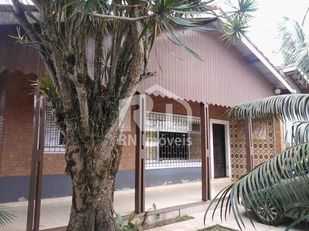 Casa, 5 quartos, 260 m² - Foto 1