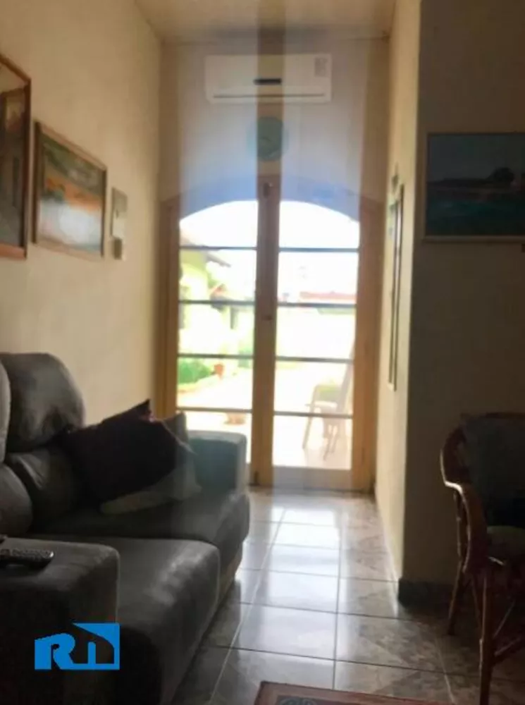 Casa à venda com 3 quartos, 150m² - Foto 2