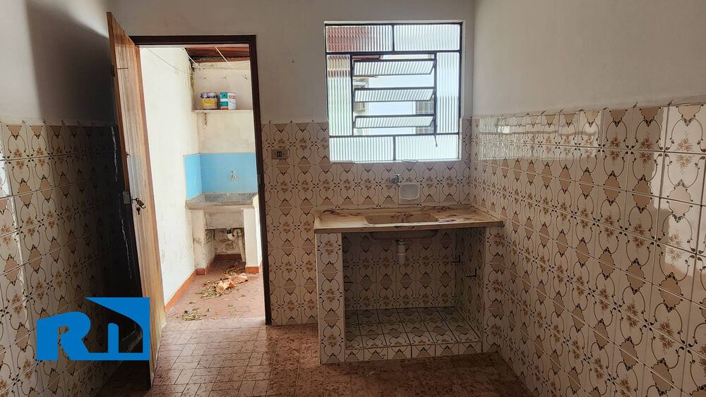 Casa à venda com 3 quartos, 314m² - Foto 11