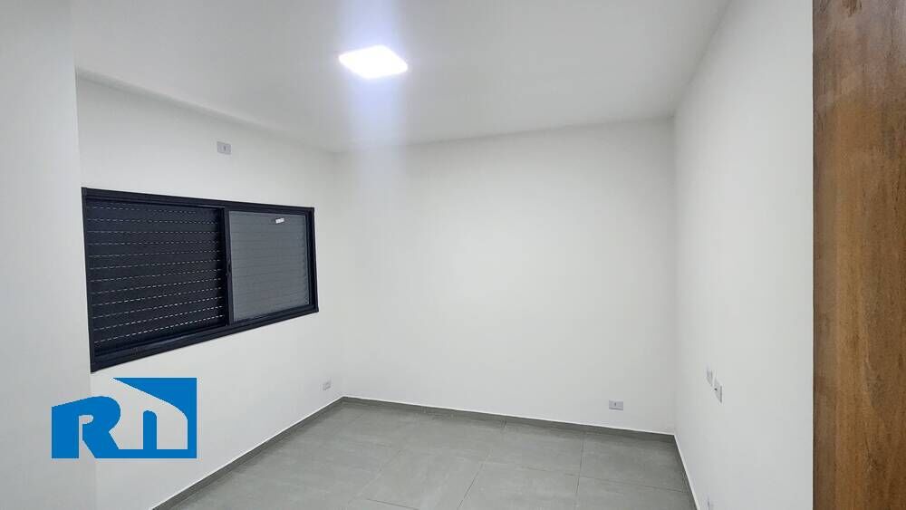 Casa, 3 quartos, 245 m² - Foto 3
