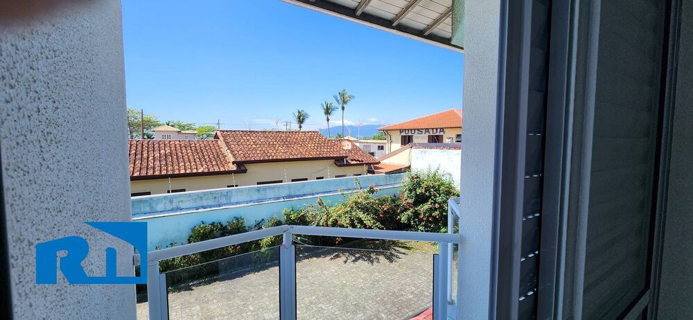 Casa à venda com 3 quartos, 100m² - Foto 3