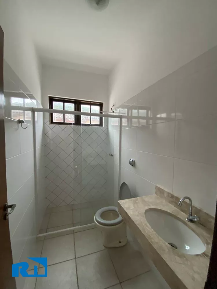 Casa à venda com 4 quartos, 240m² - Foto 4