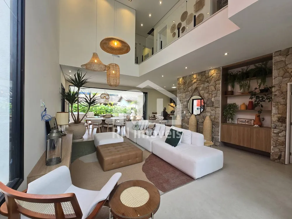 Casa, 5 quartos, 340 m² - Foto 1