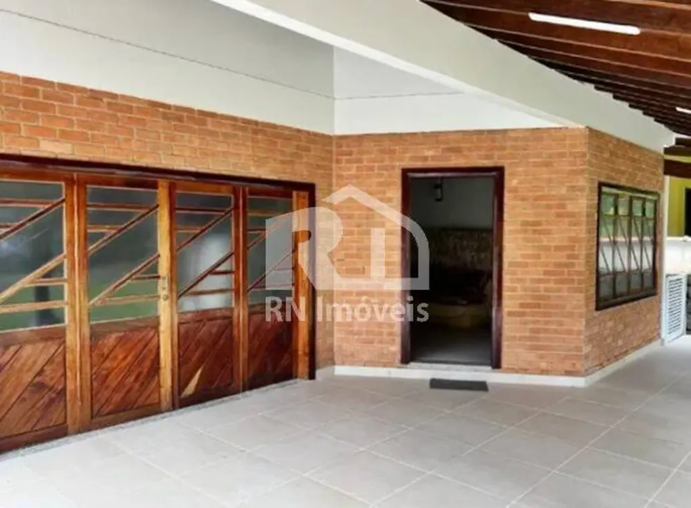 Casa, 5 quartos, 360 m² - Foto 1