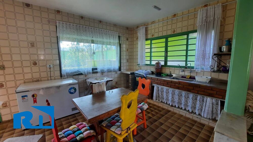 Casa, 8 quartos, 650 m² - Foto 1