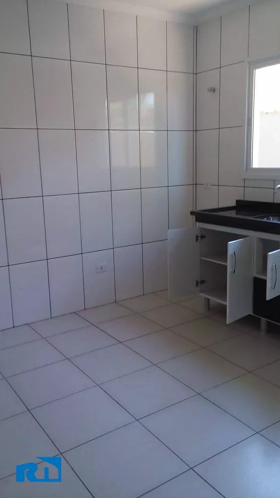 Sobrado à venda com 3 quartos, 114m² - Foto 3