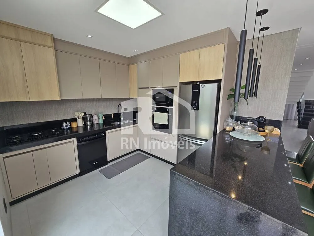Casa, 3 quartos, 288 m² - Foto 7