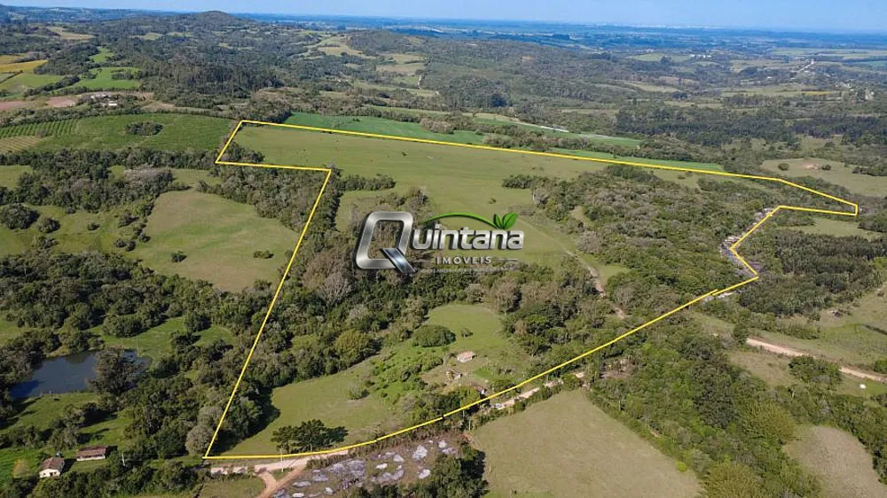 Sítio, 2 quartos, 23 hectares - Foto 1