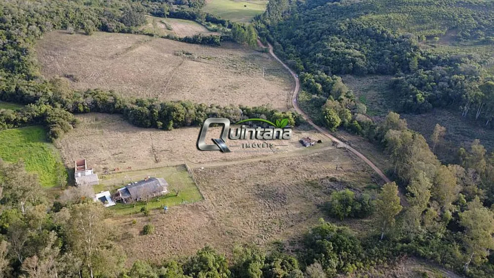 Sítio, 2 quartos, 8 hectares - Foto 1