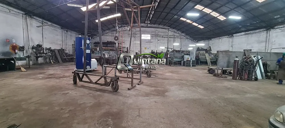 Depósito-Galpão, 570 m² - Foto 1
