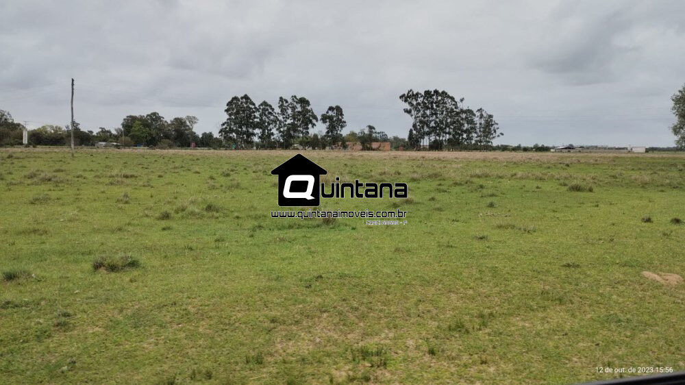 Fazenda à venda com 2 quartos, 180000m² - Foto 4