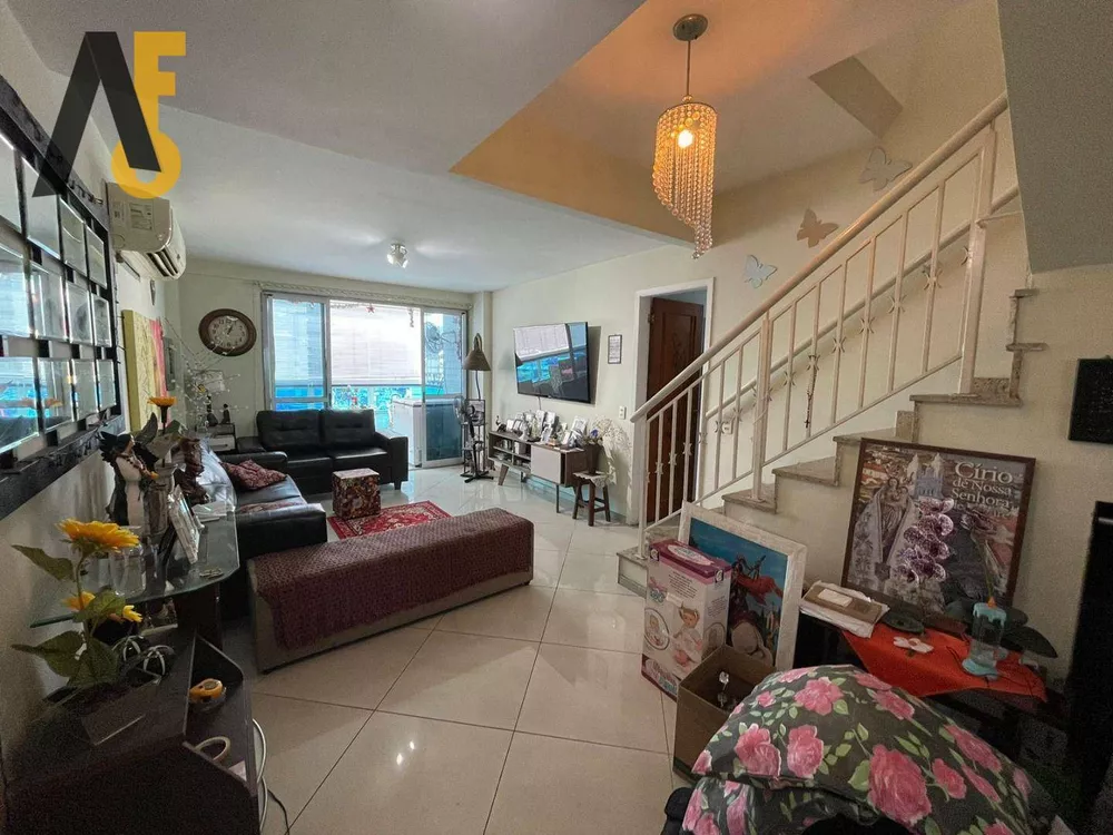 Cobertura, 4 quartos, 218 m² - Foto 2