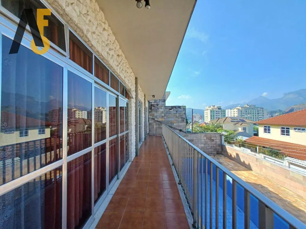 Casa, 3 quartos, 316 m² - Foto 2
