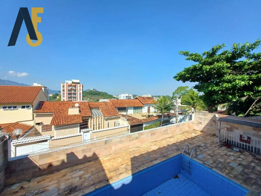 Casa, 3 quartos, 316 m² - Foto 4