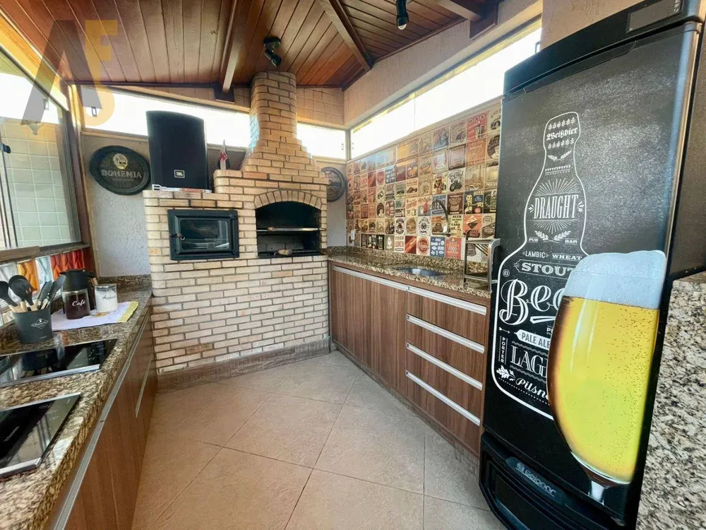 Cobertura, 4 quartos, 227 m² - Foto 3