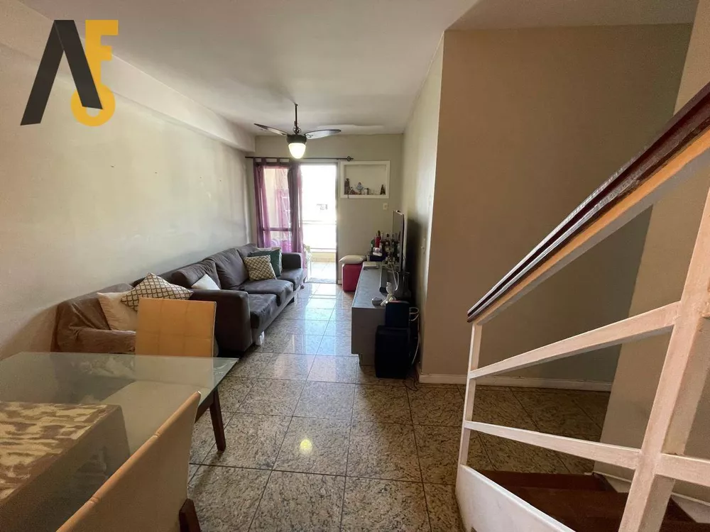 Cobertura à venda com 3 quartos, 220m² - Foto 1