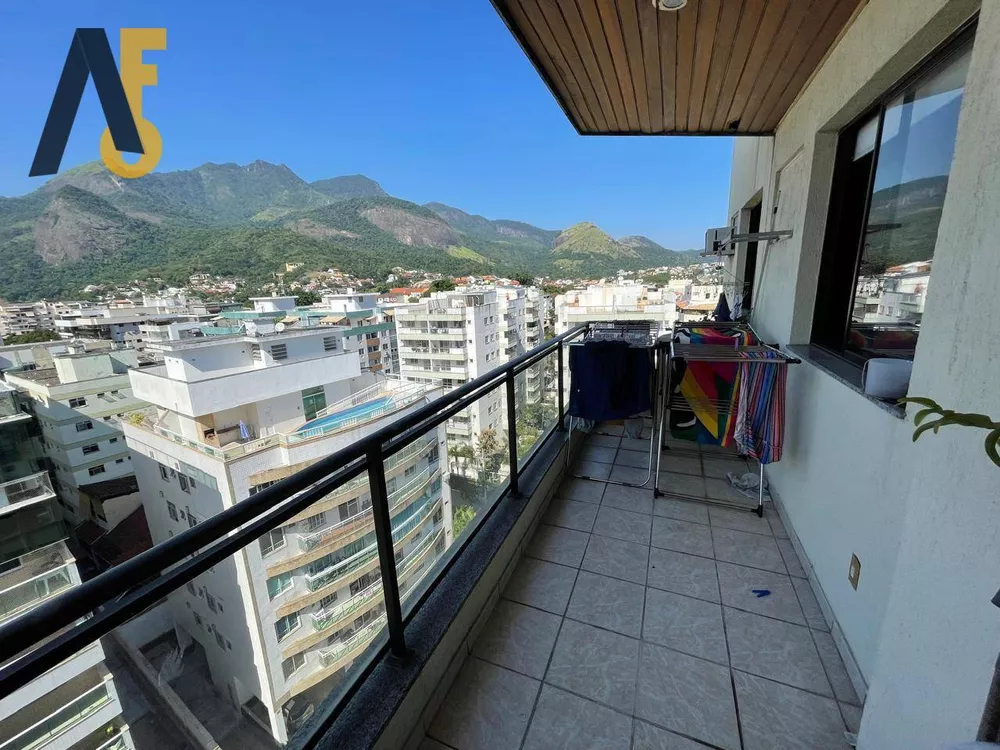 Cobertura à venda com 3 quartos, 220m² - Foto 4