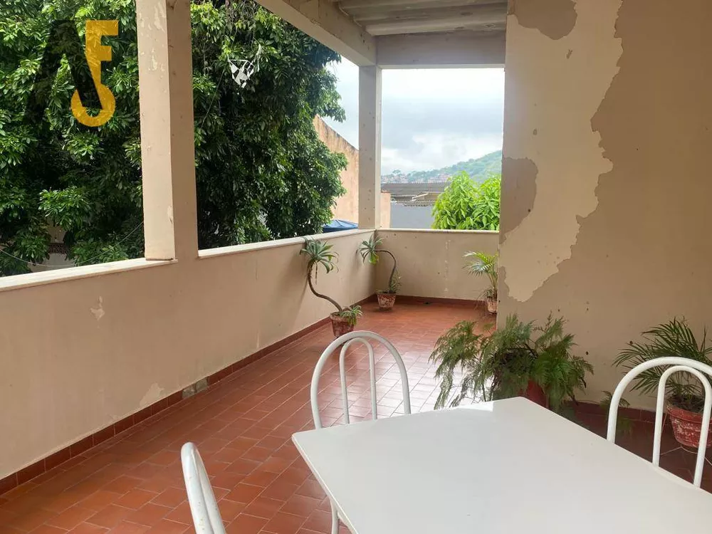 Casa, 4 quartos, 171 m² - Foto 2