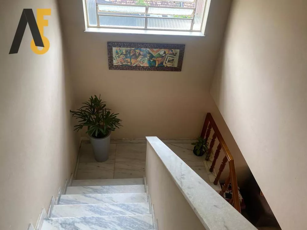 Casa, 4 quartos, 171 m² - Foto 1