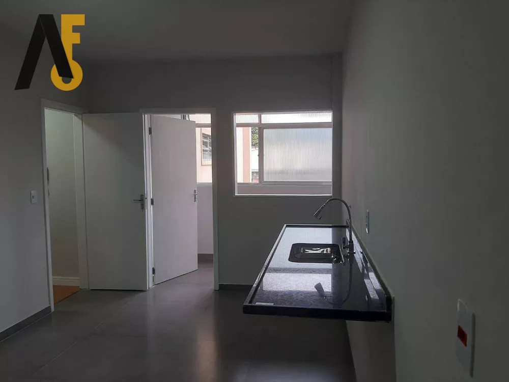 Apartamento à venda com 3 quartos, 150m² - Foto 7