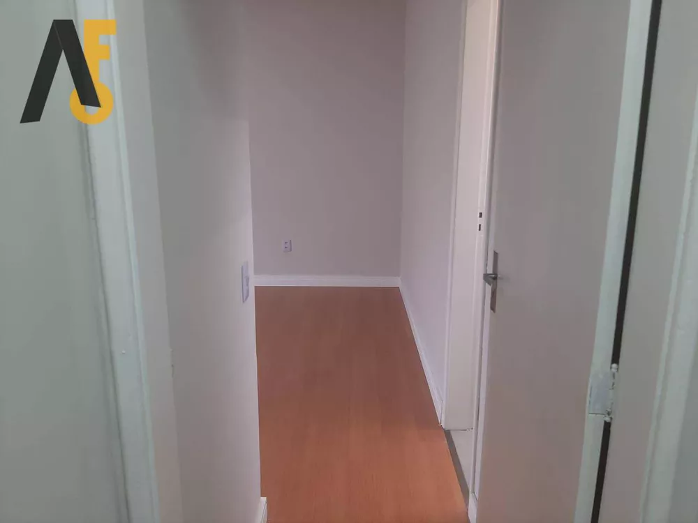 Apartamento à venda com 3 quartos, 150m² - Foto 4