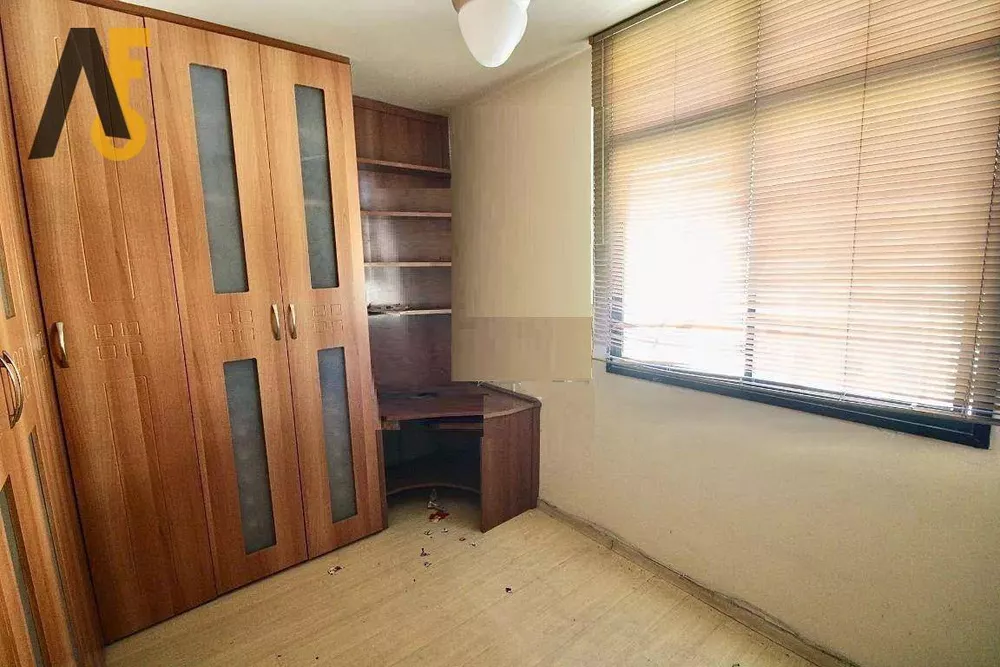 Apartamento à venda com 2 quartos, 74m² - Foto 4