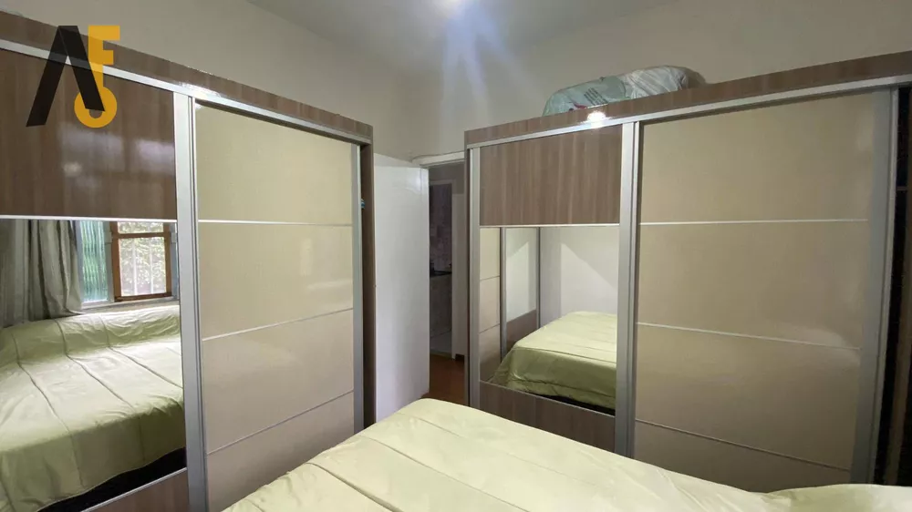 Apartamento à venda com 2 quartos, 70m² - Foto 2