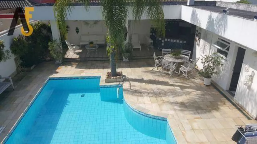 Casa de Condomínio à venda com 4 quartos, 600m² - Foto 4