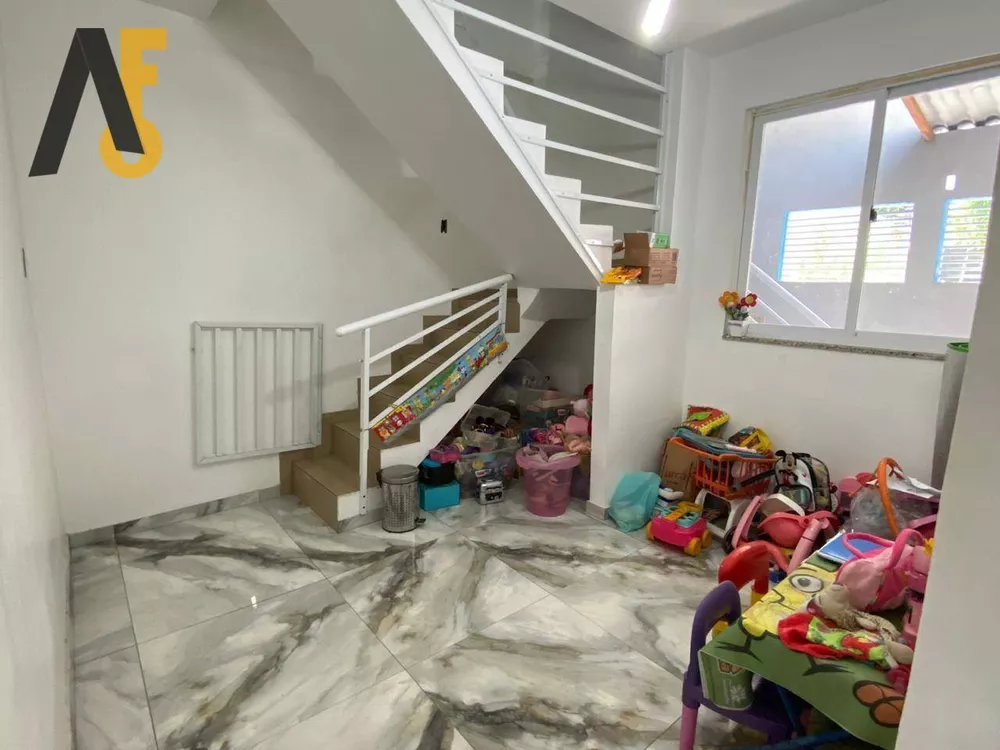 Casa de Condomínio à venda com 4 quartos, 198m² - Foto 4