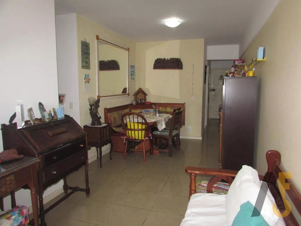 Apartamento à venda com 3 quartos, 88m² - Foto 3