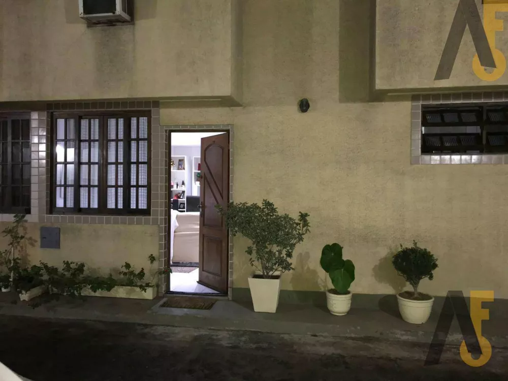 Casa, 2 quartos, 61 m² - Foto 1