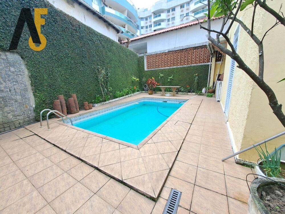 Casa, 5 quartos, 244 m² - Foto 8