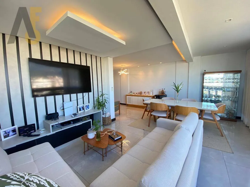Cobertura, 3 quartos, 181 m² - Foto 2