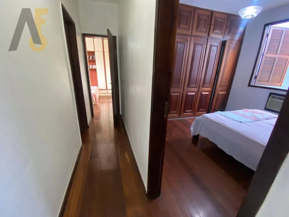 Casa, 4 quartos, 364 m² - Foto 1