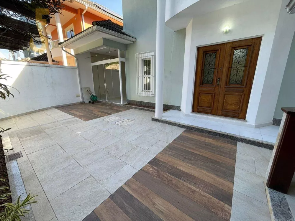 Casa, 4 quartos, 195 m² - Foto 12