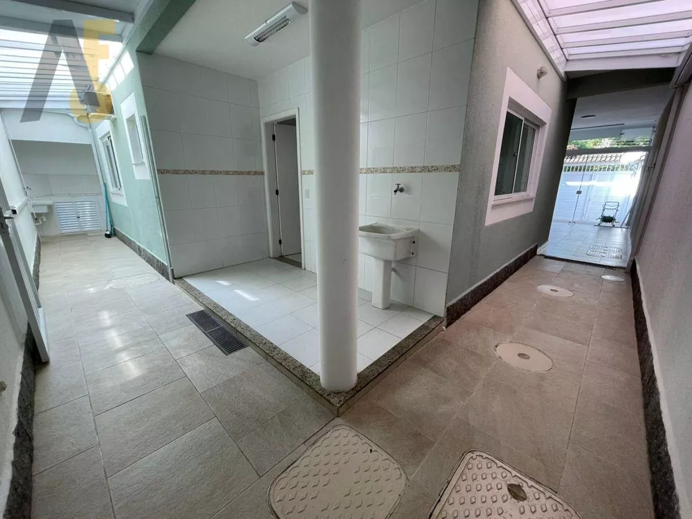 Casa, 4 quartos, 195 m² - Foto 3