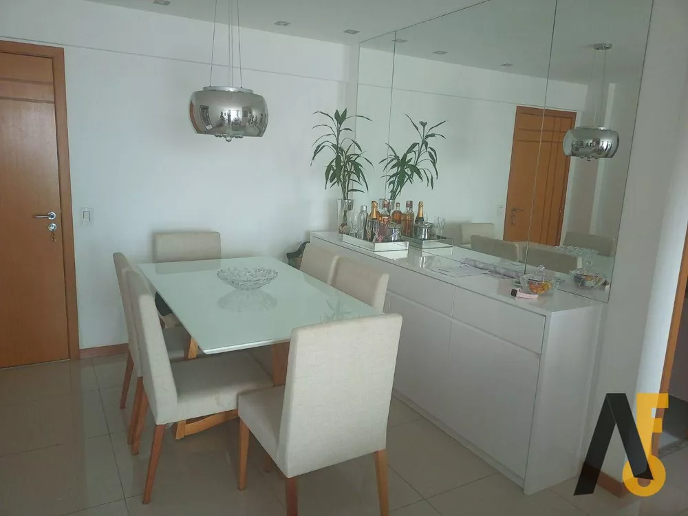 Apartamento à venda com 2 quartos, 80m² - Foto 3